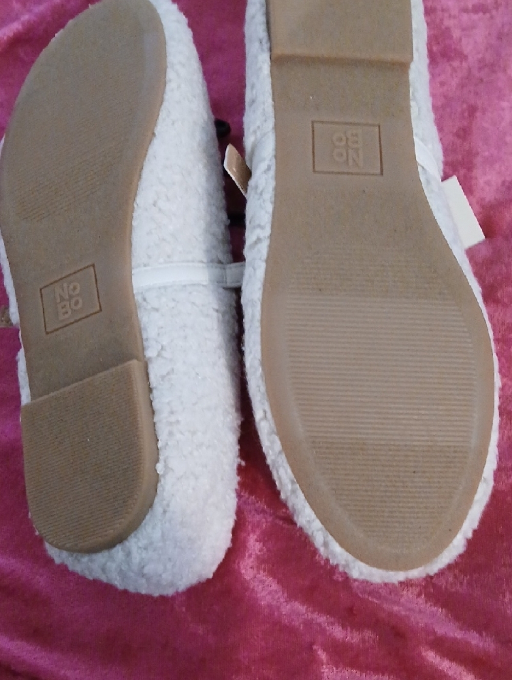 No Boundaries White Sherpa Mary Jane Flats with Strap Never Worn - Picture 4 of 5